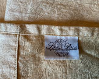 Sferra  Bros, luxury linens . Bedspread & pillowcases 