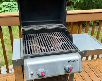 Weber, Spirit. Gas grill . Folding sides.  Weber Grill cover. 