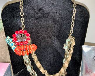 Costume jewelry, women’s accessories. 