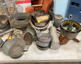 EARLY COLLECTION TIN WARE