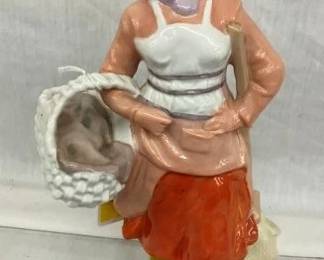 NICE 12" FIGURAL LADY DECANNER