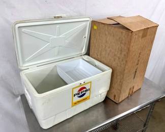 INSIDE VIEW PEPSI COOLER