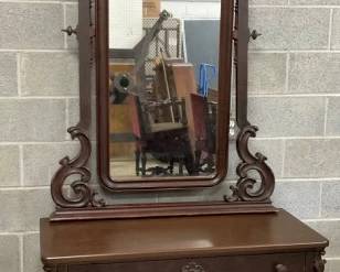 WALNUT 4 DRAWER VICTORIAN DRESSER