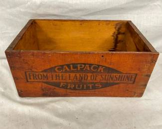 WOODEN DEL MONTE FRUITS BOX