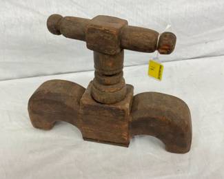 EARLY PRIM WOODEN JUICER