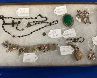 VARIOUS STERLING RINGS, PINS, BRACLETS