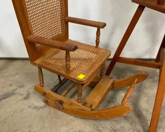 EARLY CHILDS ROCKER