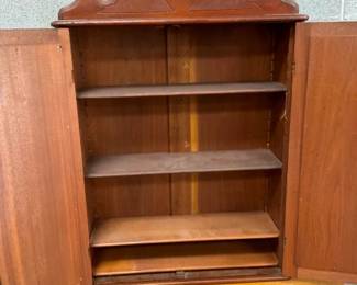 INSIDE VIEW CUPBOARD