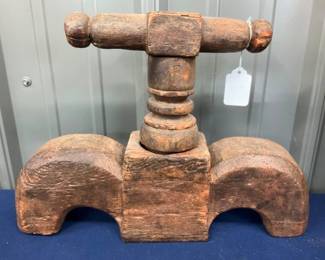 EARLY PRIM. WOODEN JUICER