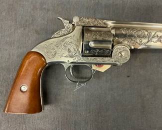 NON FIRING REPLICA PISTOL W/ SERIAL #