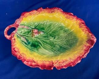 12 1/2X9 MAJOLICA LEAF PLATE