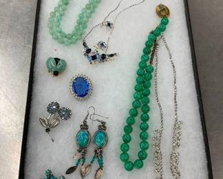 LG COLLECTION COSTUME JEWELRY