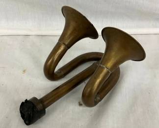 UNUSUAL 6" BRASS DOUBLE BUGGLE