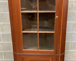 CHERRY 6 PANE CORNER CABINET 38X73
