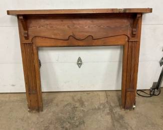 EARLY PINE MANTEL