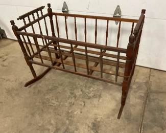 EARLY VINTAGE BABY CRADDLE