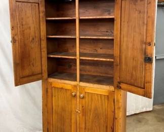NICE PEGGED CUPBOARD