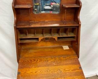 INSIDE VIEW DROPDOWN DESK