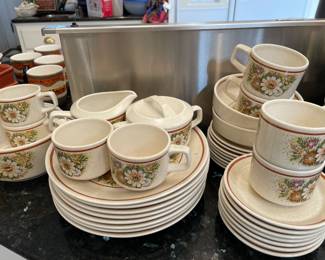 Set of China by Lenox, Magic Garden