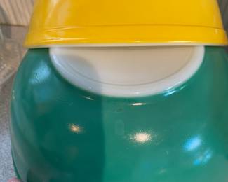 Vintage Pyrex Primary Colors, Green and Yellow Bowls