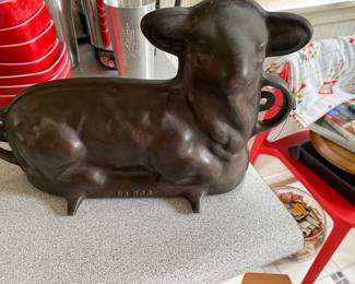 Antique Cast Iron Lamb Mold