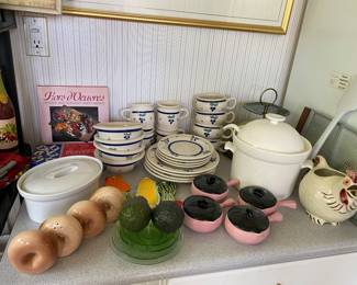 KITCHEN!! Bagel Salt/Pepper Shakers