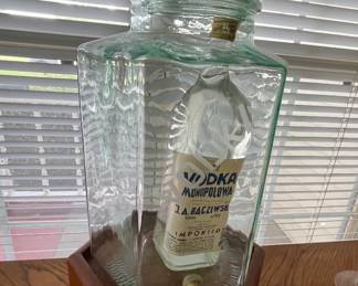 glass beverage dispenser
