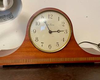 Seth Thomas electric mantle clock