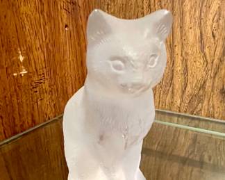 Frosted crystal cat