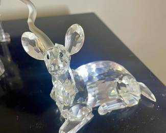Swarovski - missing antler