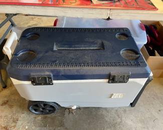 cooler on wheels