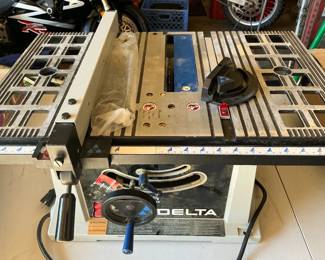 Delta 10" Table Saw
