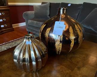  Round Ceramic Vase