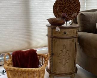 Wicker basket, Duck Decoy