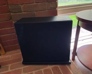 Leon Aaros Series A8-200 Subwoofer