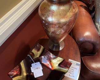 Heckman Oval Side Table, Painted Ceramic Vases