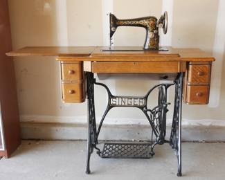 Antique Singer Sewing Machine with Table