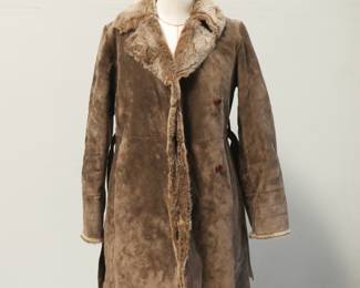 LNR La Nouvelle Renaissance Genuine Leather Faux Fur Women Petite Coat
