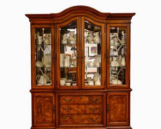 126  THOMASVILLE PROVENCIAL STYLE CHINA CABINET