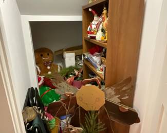 Christmas will be displayed soon