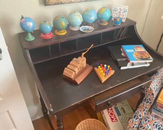 Small Writing Desk