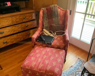 Chair and Ottoman with a small amount of damage on the right side but a great chair and ottoman.  