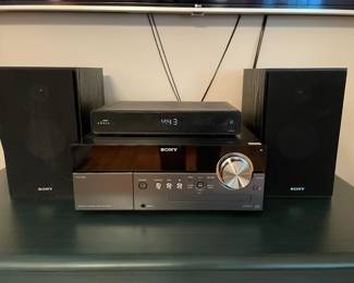 Sony speaker pair SS-CMX500U, Sony Micro Hi-Fi component system HCD-MX500i
