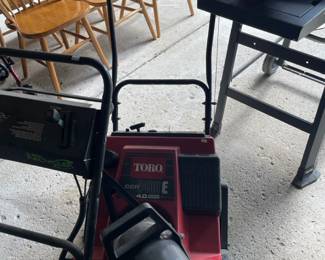Toro CCR 2400 snow blower