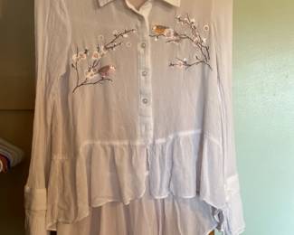 Lauren Conrad Blouse