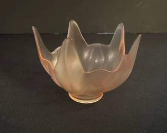 Vtg. Fenton pink bowls