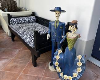 Catrine and Catrina welcome you.