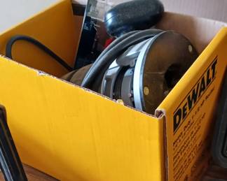 Dewalt router