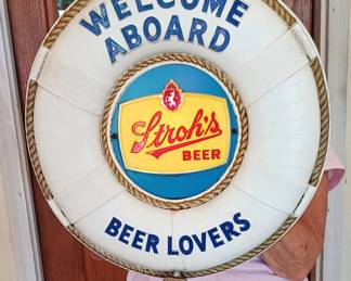 Light up ! Vintage Stohs sign !