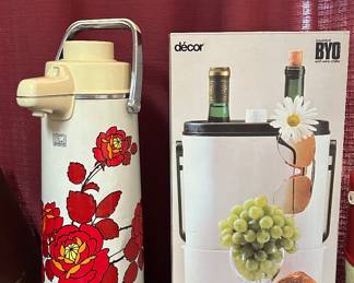 Vintage Japan Zojirushi Insulated Carafe for Tea or Coffee 